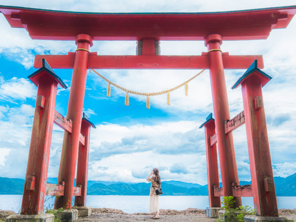 旅先の風景と残す、ロケーションポートレート